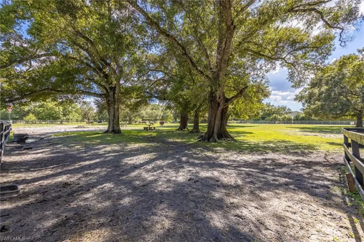 18690 Matt Rd, North Fort Myers, Florida 33917