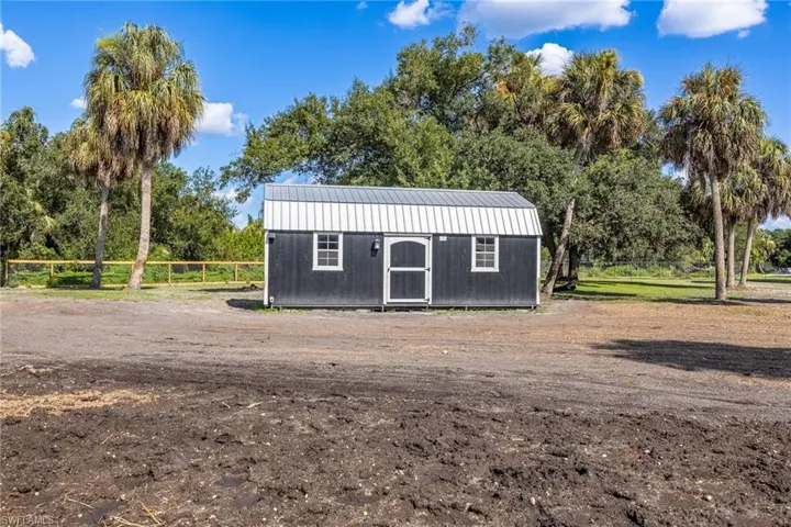 18690 Matt Rd, North Fort Myers, Florida 33917