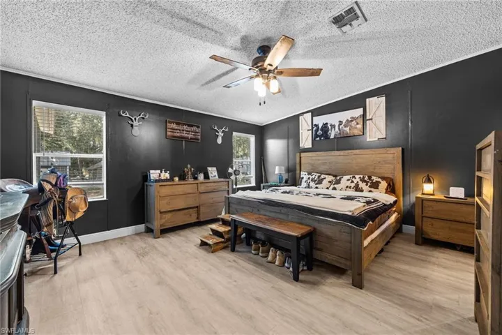 18690 Matt Rd, North Fort Myers, Florida 33917