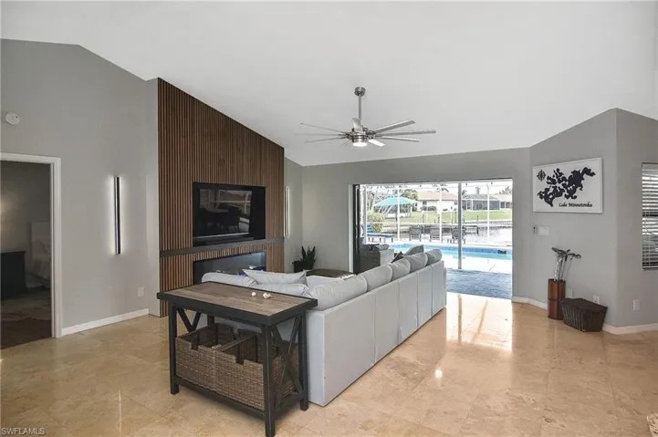 1620 Palaco Grande Pkwy, Cape Coral Fl 33904