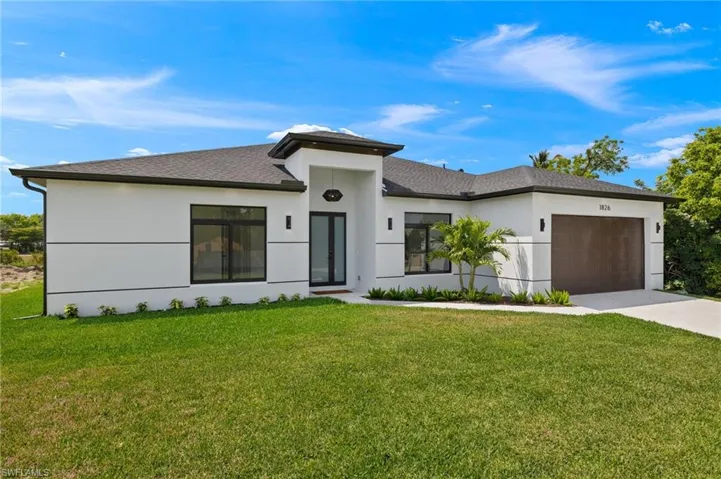 1826 Ne 11th Ln, Cape Coral, Florida 33909