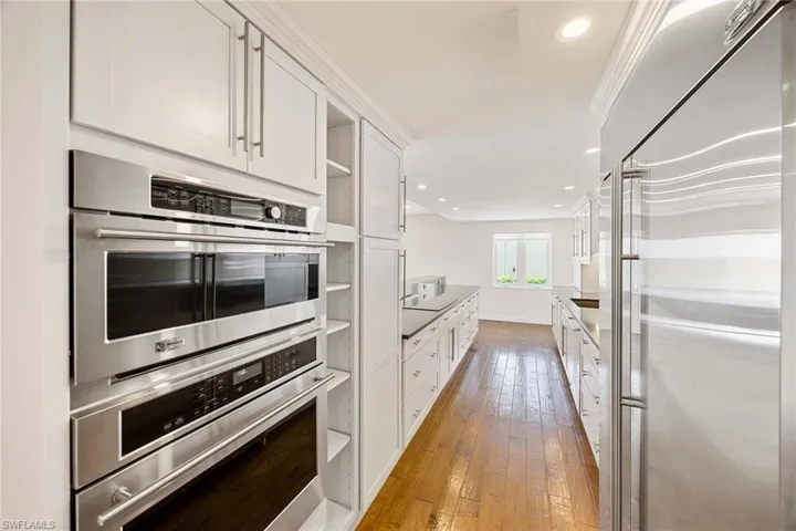 1325 7th St S 2b, Naples, Florida 34102