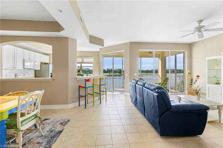 10730 Ravenna Way 305, Fort Myers, Florida 33913