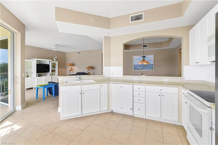 10730 Ravenna Way 305, Fort Myers, Florida 33913