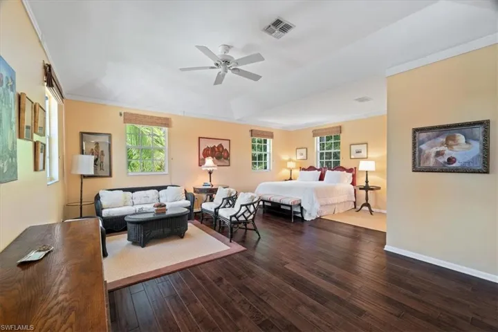 Guest suite