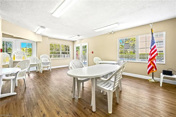 481  Quail Forest  BLVD, Naples, FL 34105