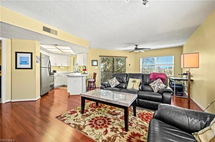 481  Quail Forest  BLVD, Naples, FL 34105