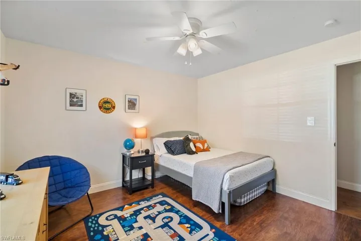 4390  15th SW AVE, Naples, FL 34116