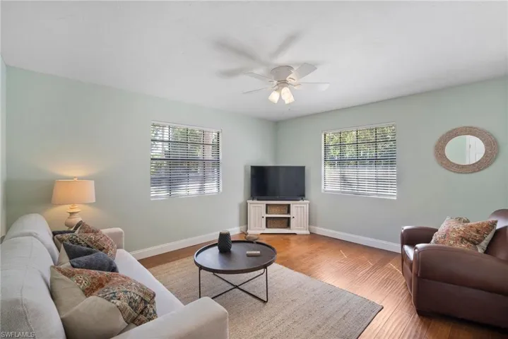 4390  15th SW AVE, Naples, FL 34116