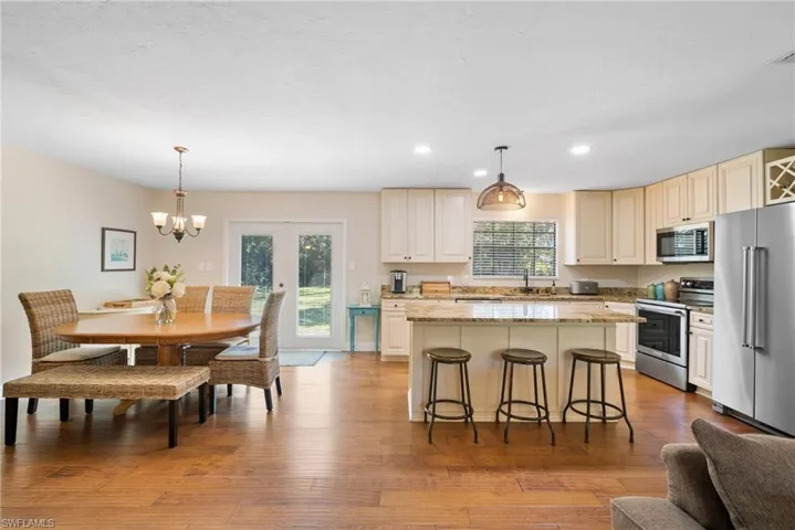 4390  15th SW AVE, Naples, FL 34116