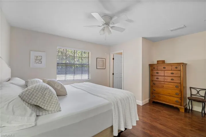 4390  15th SW AVE, Naples, FL 34116