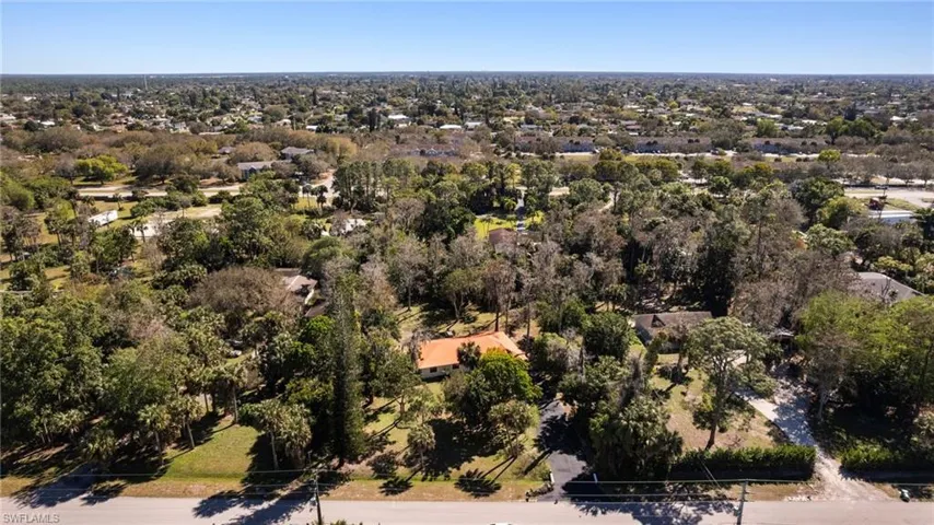 4390  15th SW AVE, Naples, FL 34116