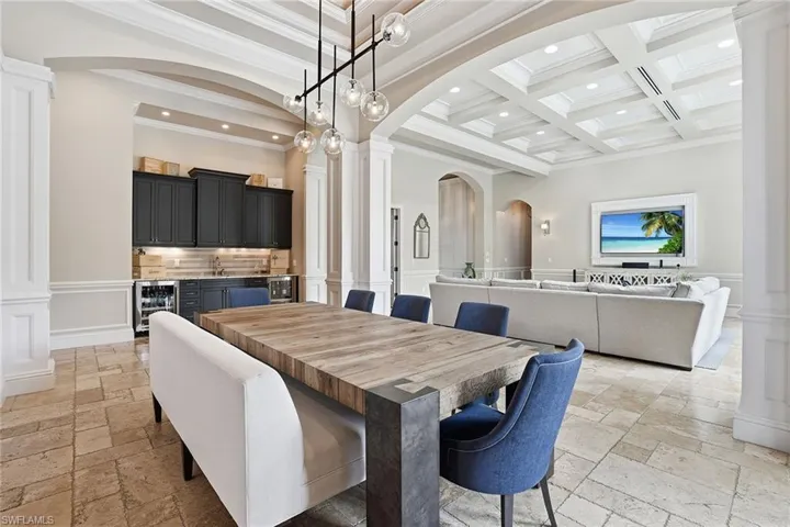 7562  Cordoba  CIR, Naples, FL 34109
