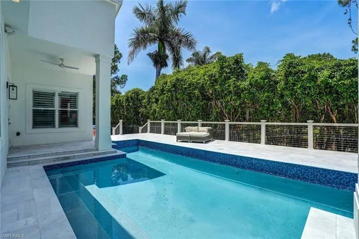 7562  Cordoba  CIR, Naples, FL 34109