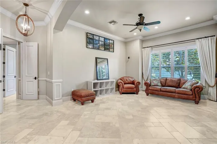 7562  Cordoba  CIR, Naples, FL 34109