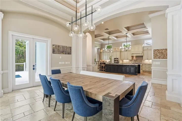 7562  Cordoba  CIR, Naples, FL 34109