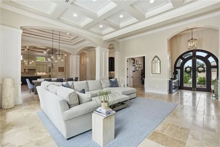 7562  Cordoba  CIR, Naples, FL 34109