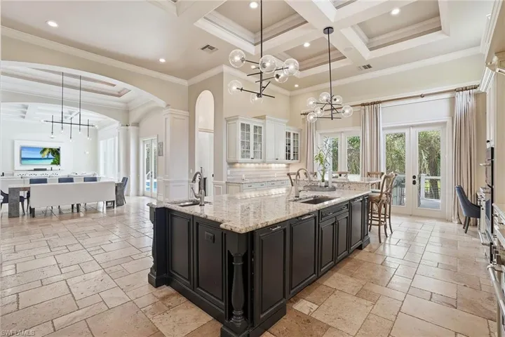 7562  Cordoba  CIR, Naples, FL 34109