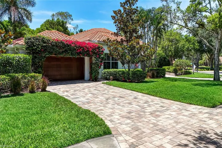 7562  Cordoba  CIR, Naples, FL 34109