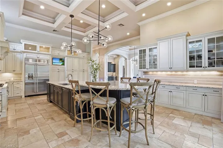 7562  Cordoba  CIR, Naples, FL 34109