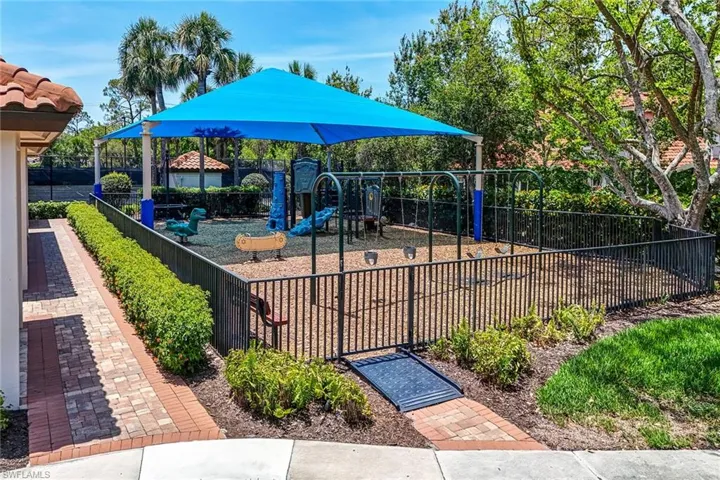 7562  Cordoba  CIR, Naples, FL 34109