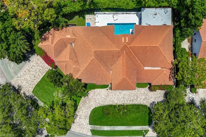 7562  Cordoba  CIR, Naples, FL 34109