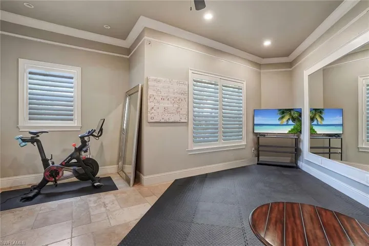 7562  Cordoba  CIR, Naples, FL 34109