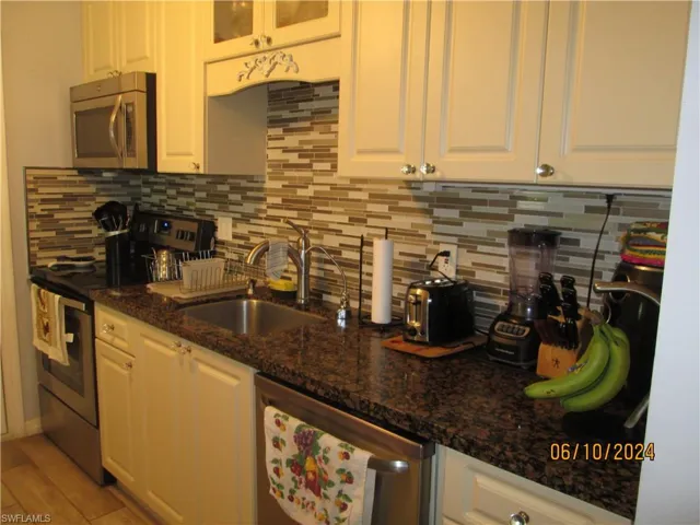 43  Desert Candle  CIR, Lehigh Acres, FL 33936