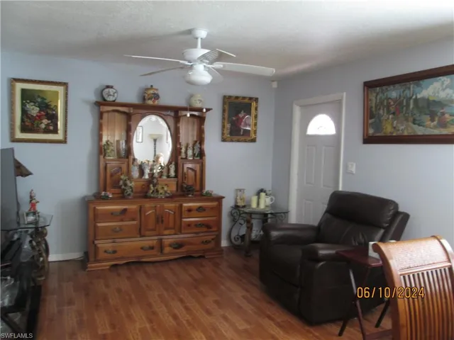 43  Desert Candle  CIR, Lehigh Acres, FL 33936