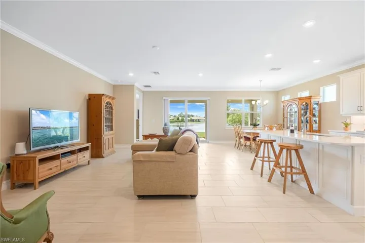 305  Spiaggio  CT, Naples, FL 34114