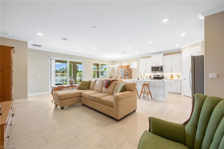 305  Spiaggio  CT, Naples, FL 34114