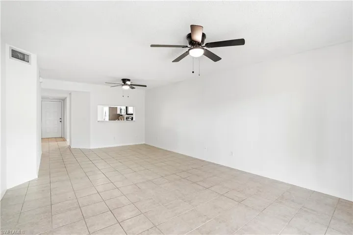 7774 Jewel Ln 102, Naples, Florida 34109