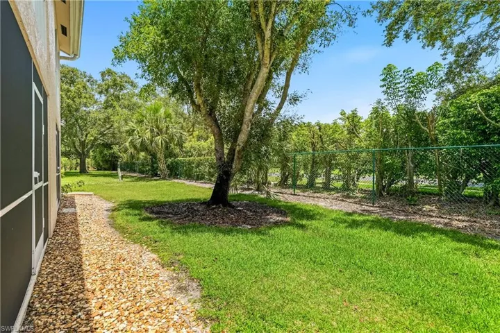 7774 Jewel Ln 102, Naples, Florida 34109