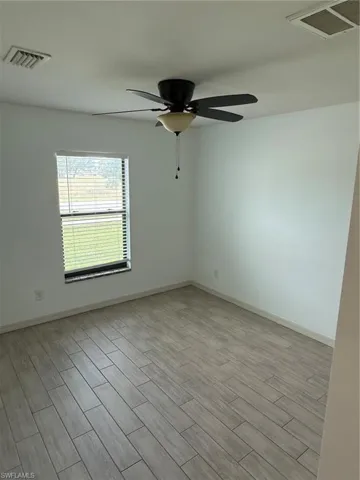 3827 Sw 9th Ave, Cape Coral, Florida 33914