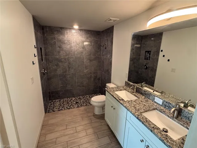 3827 Sw 9th Ave, Cape Coral, Florida 33914