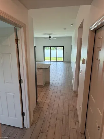 3827 Sw 9th Ave, Cape Coral, Florida 33914