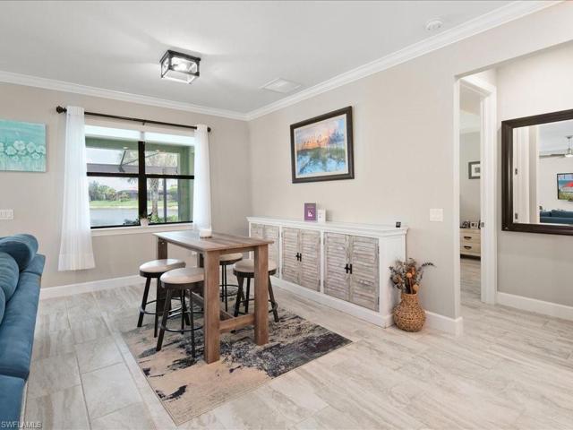 Casual Breakfast Area