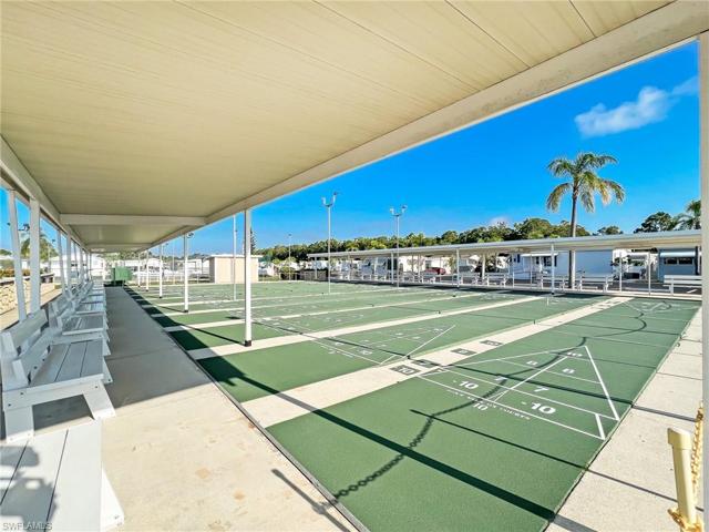 58  Gresham  LN, NORTH FORT MYERS, FL 33903