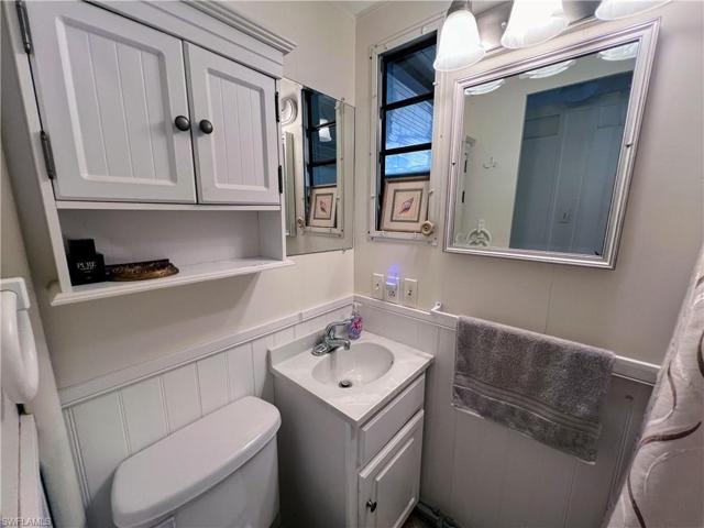 58  Gresham  LN, NORTH FORT MYERS, FL 33903