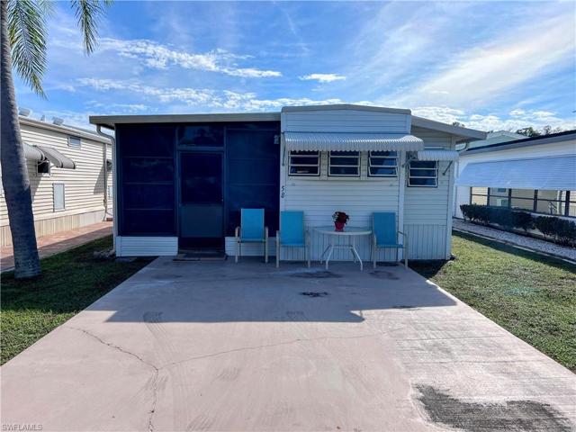 58  Gresham  LN, NORTH FORT MYERS, FL 33903