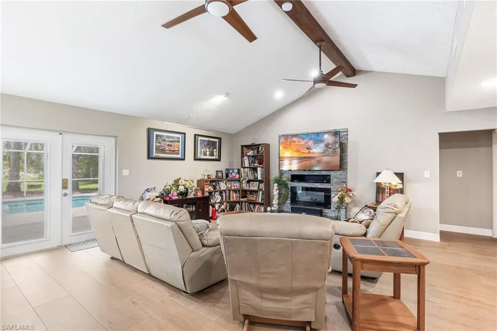 6261 Greenbriar Farms RD, Fort Myers, FL 33905,225063474