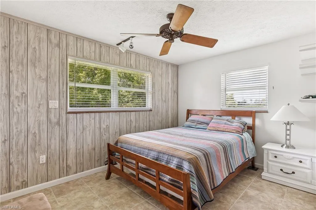 6261 Greenbriar Farms RD, Fort Myers, FL 33905,225063474