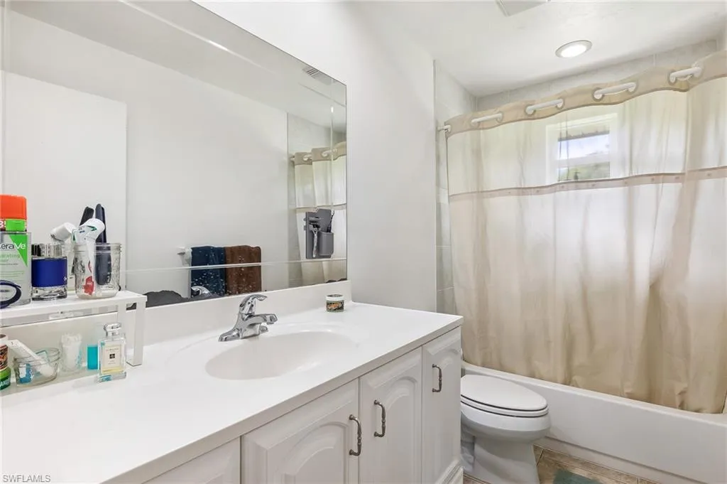 6261 Greenbriar Farms RD, Fort Myers, FL 33905,225063474