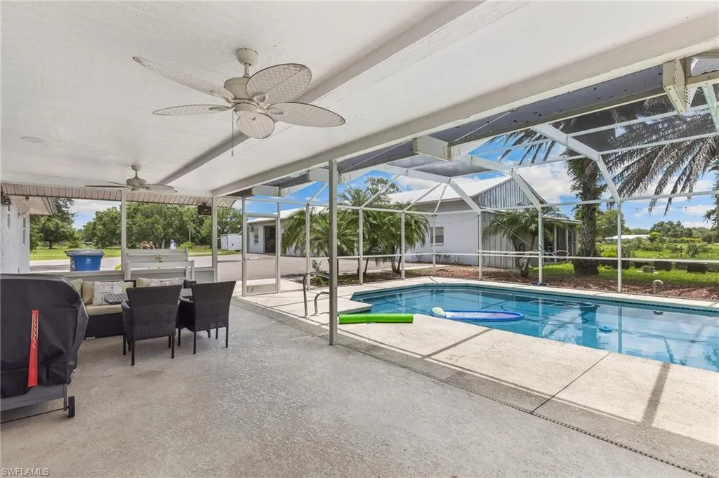 6261 Greenbriar Farms RD, Fort Myers, FL 33905,225063474