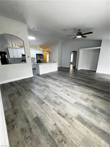 3025 Ne 6th Pl, Cape Coral, Florida 33909