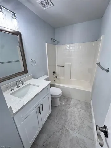 3025 Ne 6th Pl, Cape Coral, Florida 33909