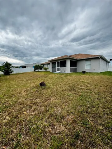 3025 Ne 6th Pl, Cape Coral, Florida 33909