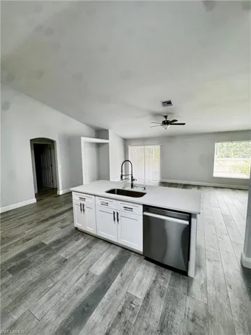 3025 Ne 6th Pl, Cape Coral, Florida 33909