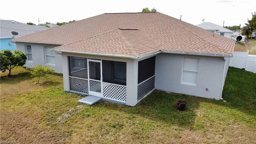 3025 Ne 6th Pl, Cape Coral, Florida 33909