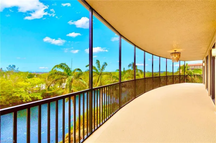 14350 Riva Del Lago Dr 402, Fort Myers, Florida 33907
